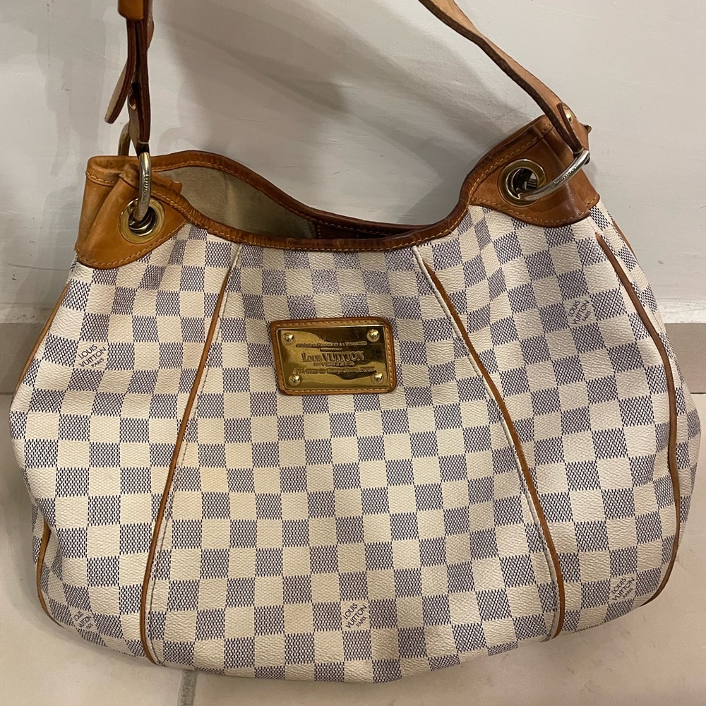 Louis Vuitton Galliera PM